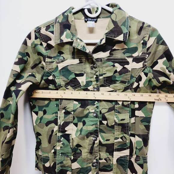Venus Denim jacket Women's Camouflage Button-Up Size S - Picture 4 of 9